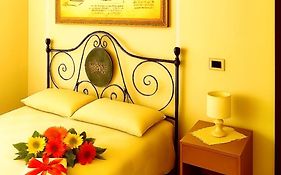 B&B Leonardo Da Vinci appartamento vicinissimo alla Clinica l'Immacolata